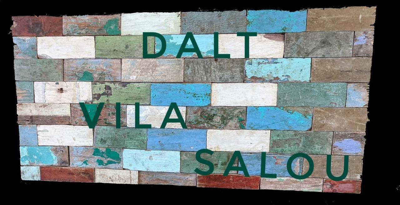 Dalt Vila Салоу Екстериор снимка